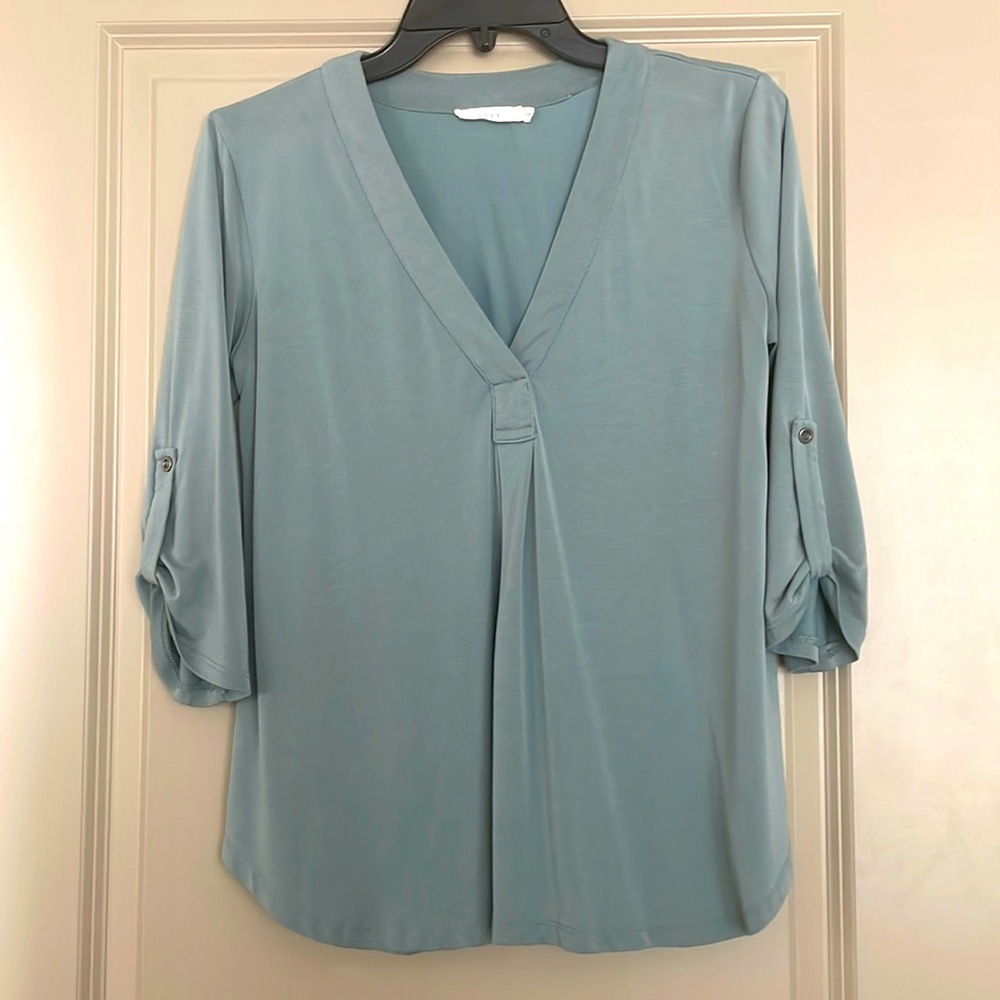 Lush women’s blouse, 3/4 length sleeve with button embellishment, size S